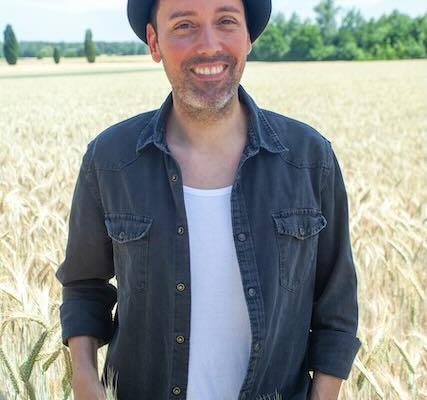 Die Herzrebellen - Ben Neubauer - Shooting Kornfeld